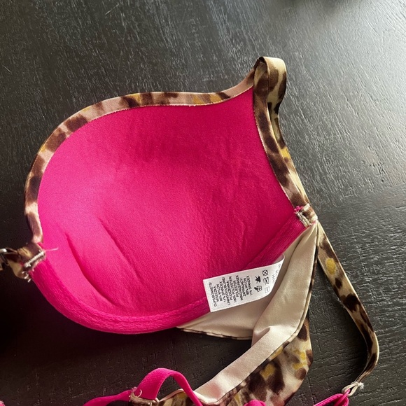 La Senza B34 Leopard Bra with Pink Straps and Criss Cross Back Padded Push Up - Picture 8 of 10